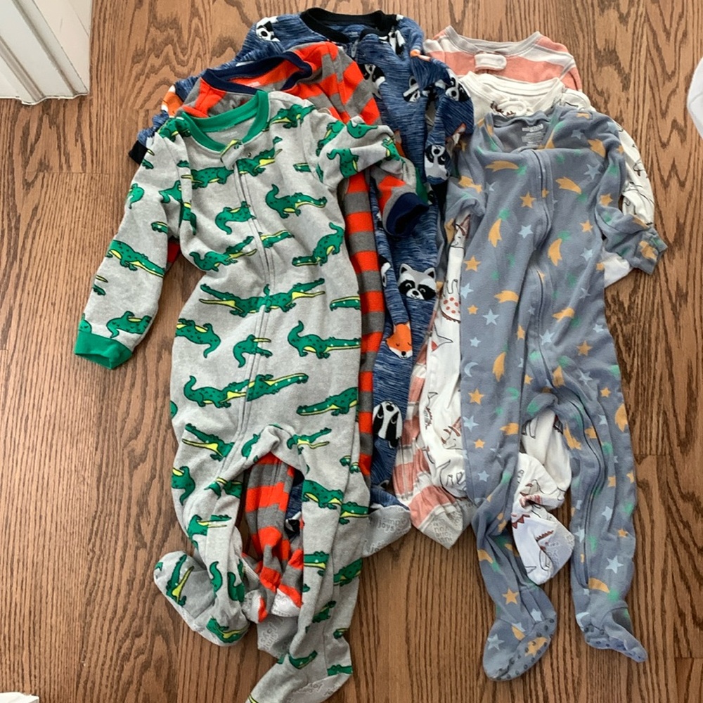 Lot of 3t footed pajamas